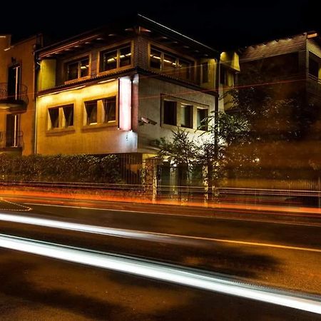 Hotel Vila Hayat サラエヴォ エクステリア 写真