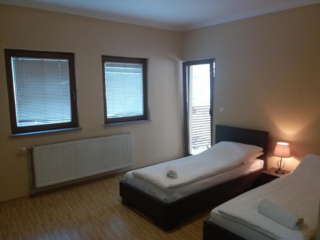 Hotel Vila Hayat サラエヴォ エクステリア 写真