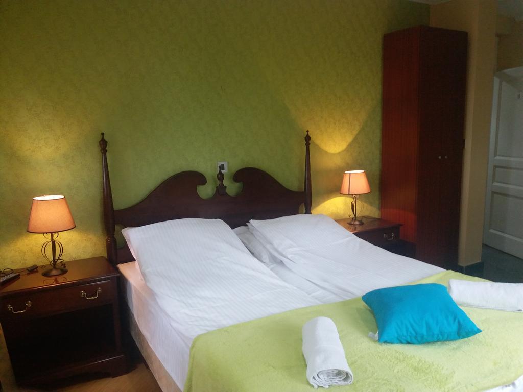 Hotel Vila Hayat サラエヴォ 部屋 写真
